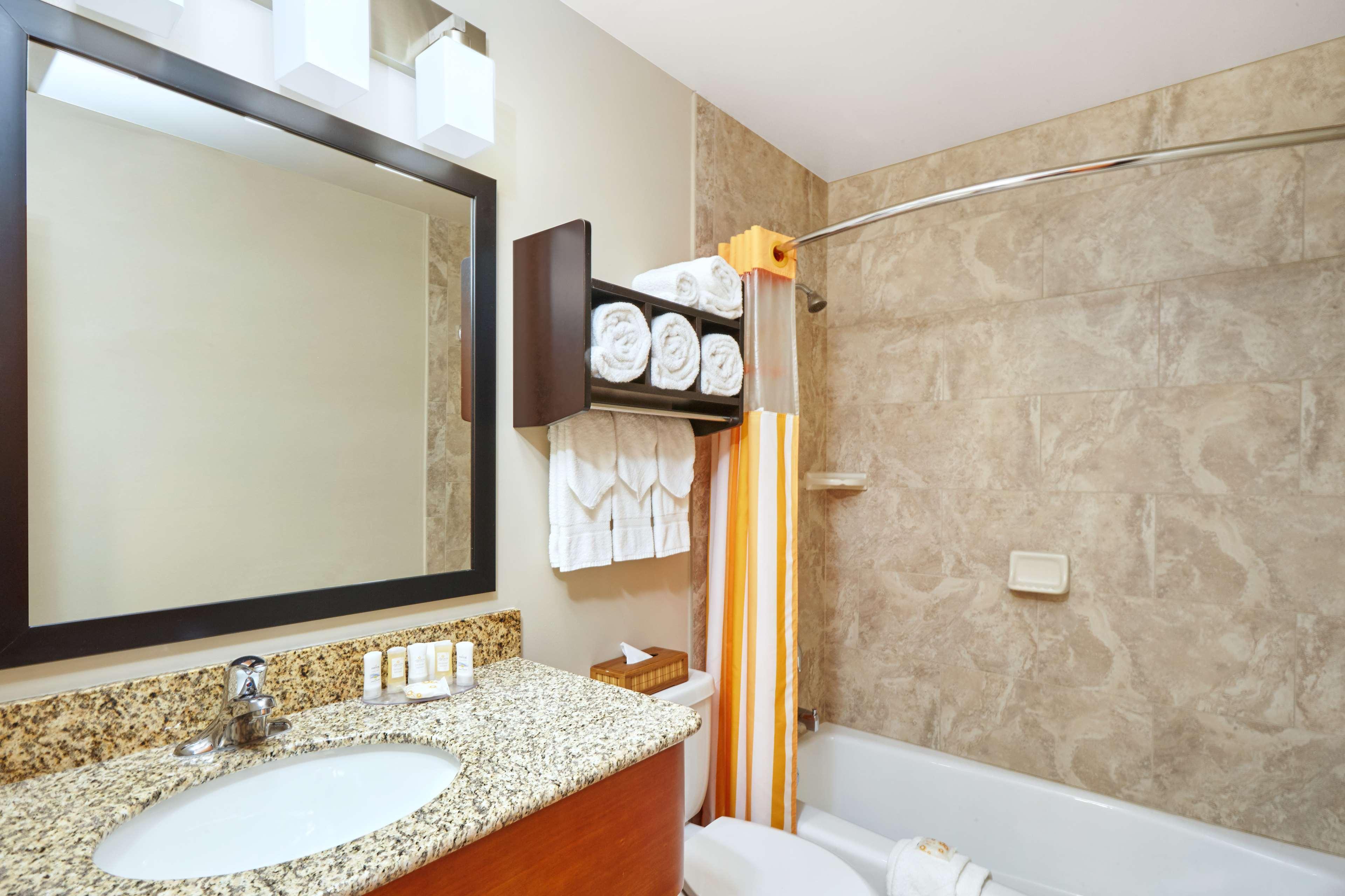 Best Western Plus Hyde Park Chicago Hotel Экстерьер фото