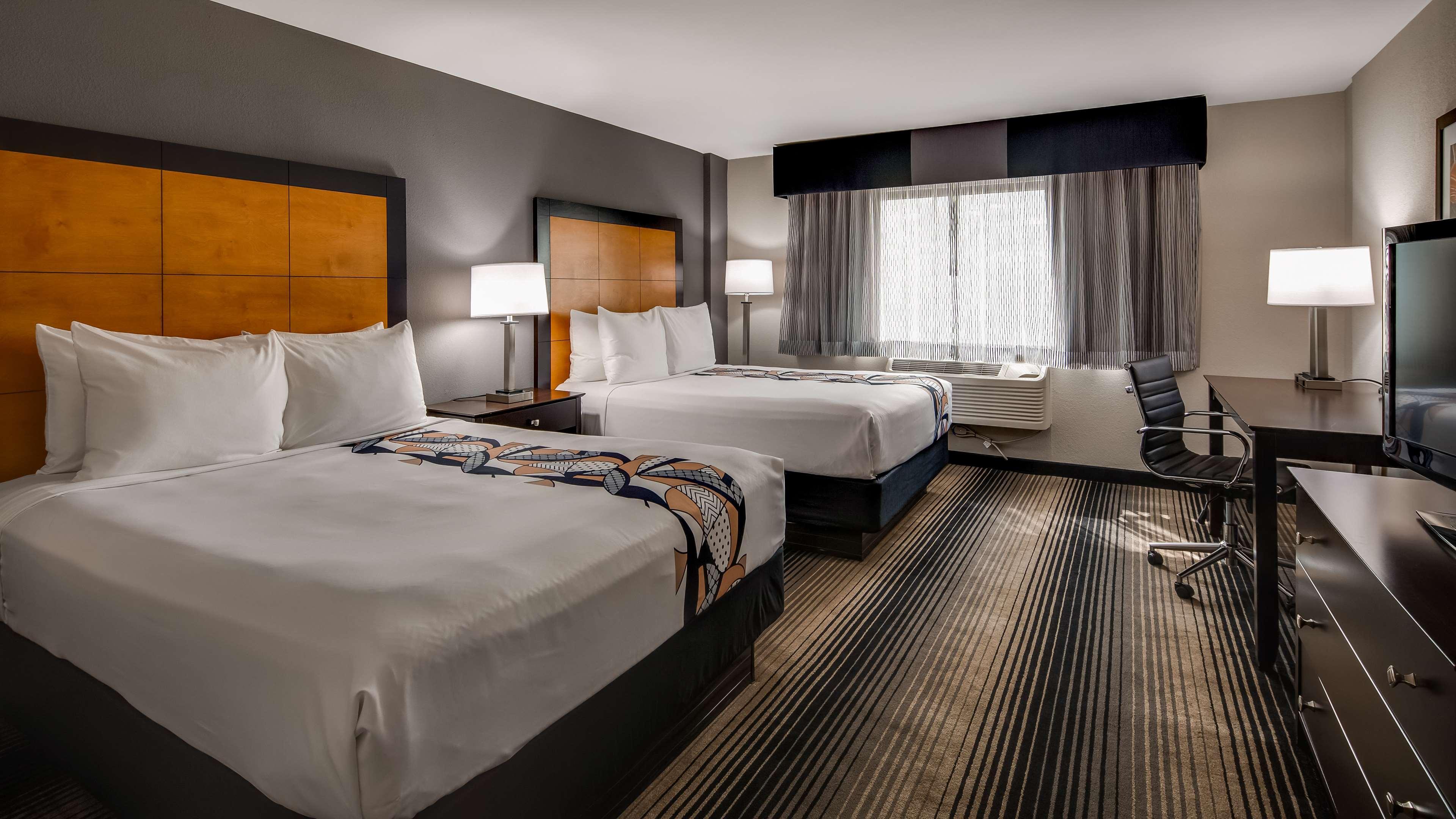 Best Western Plus Hyde Park Chicago Hotel Экстерьер фото