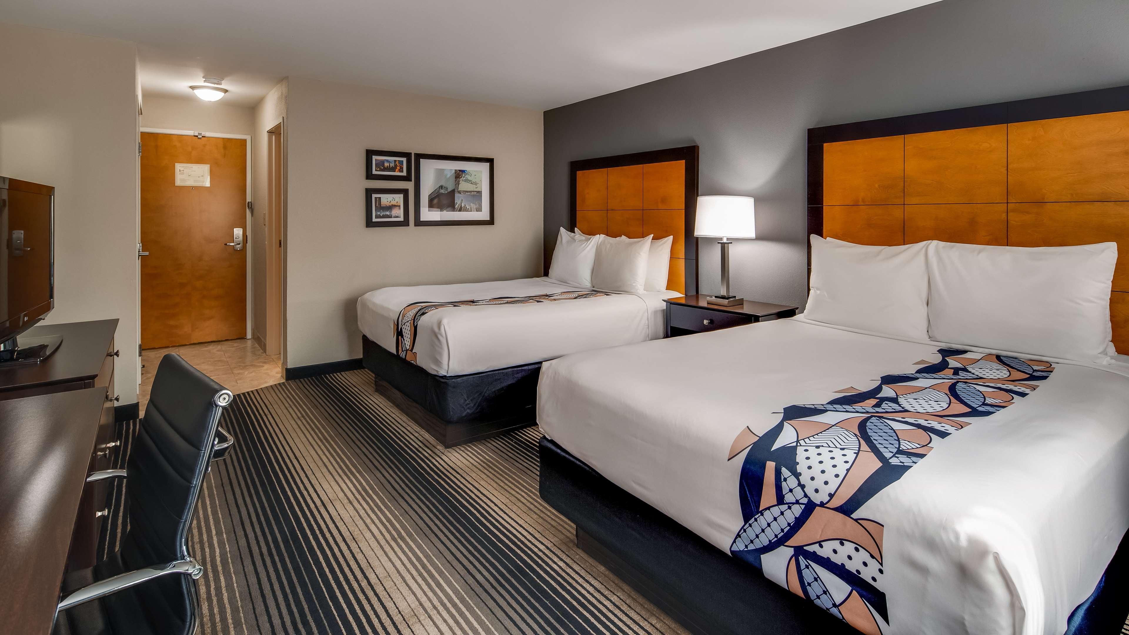 Best Western Plus Hyde Park Chicago Hotel Экстерьер фото