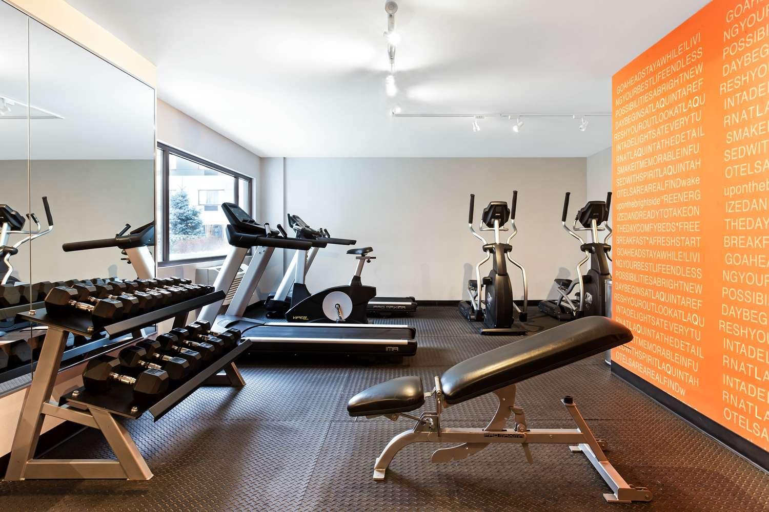 Best Western Plus Hyde Park Chicago Hotel Экстерьер фото