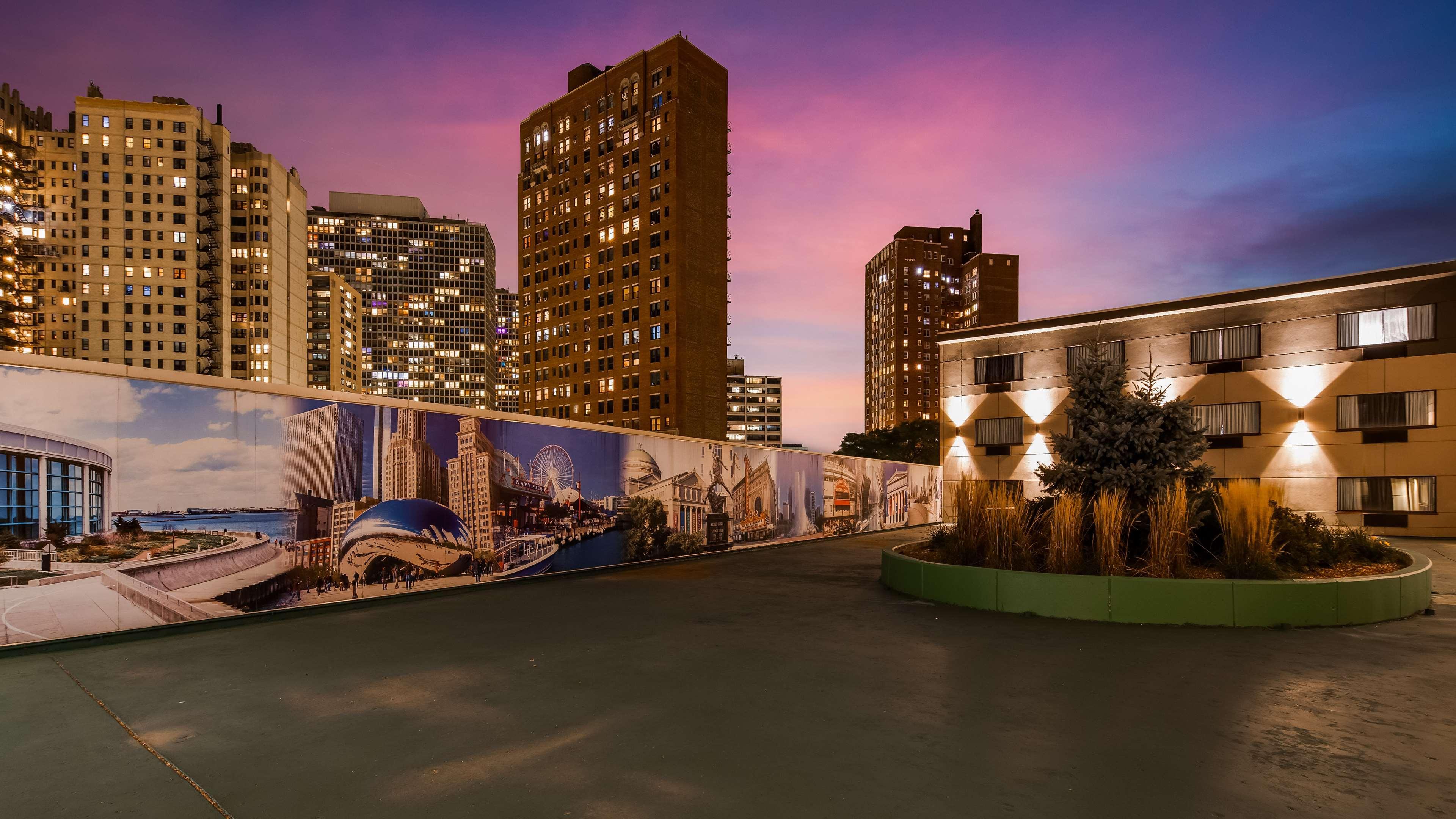 Best Western Plus Hyde Park Chicago Hotel Экстерьер фото
