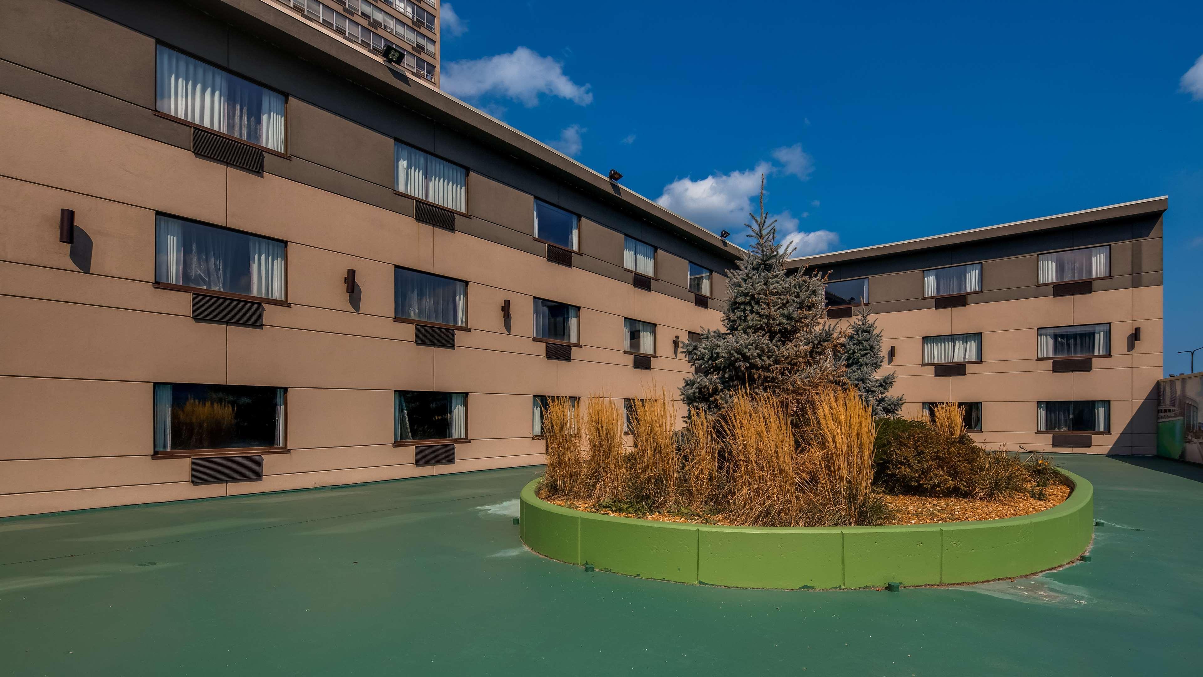 Best Western Plus Hyde Park Chicago Hotel Экстерьер фото