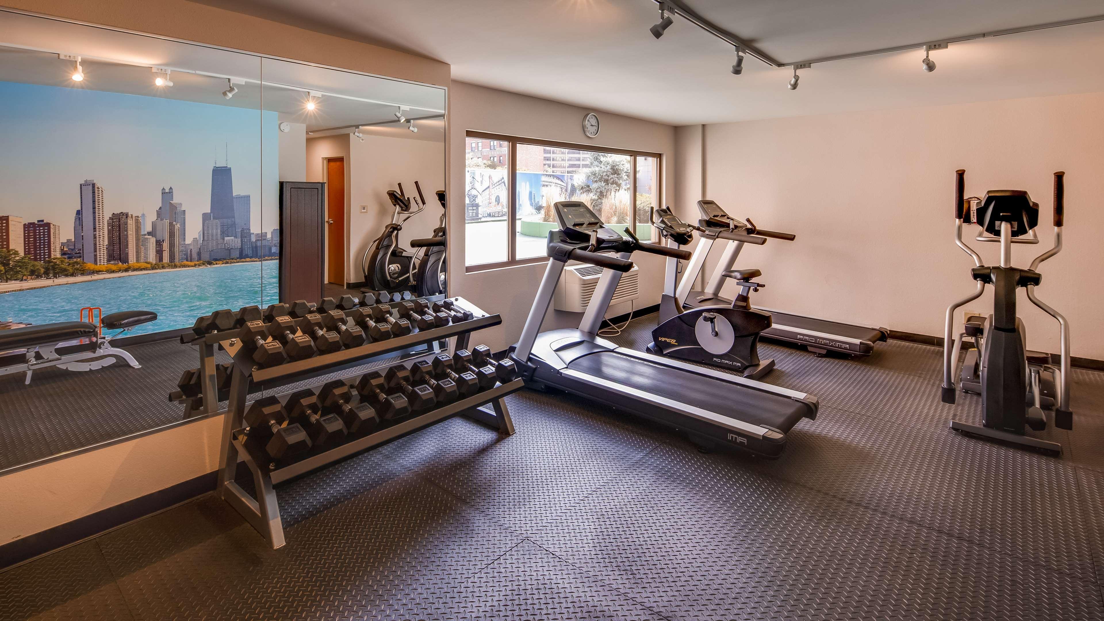 Best Western Plus Hyde Park Chicago Hotel Экстерьер фото