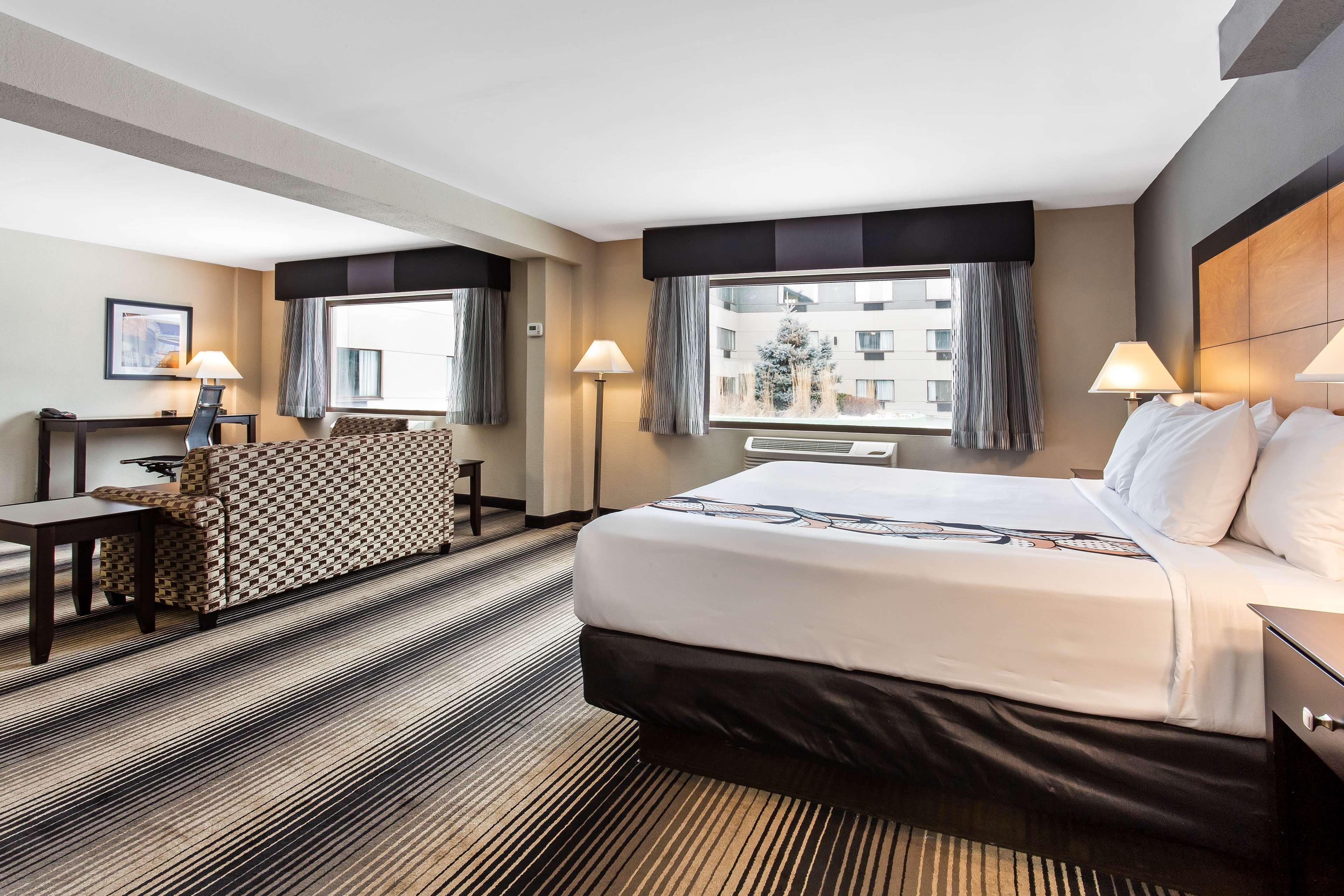 Best Western Plus Hyde Park Chicago Hotel Экстерьер фото